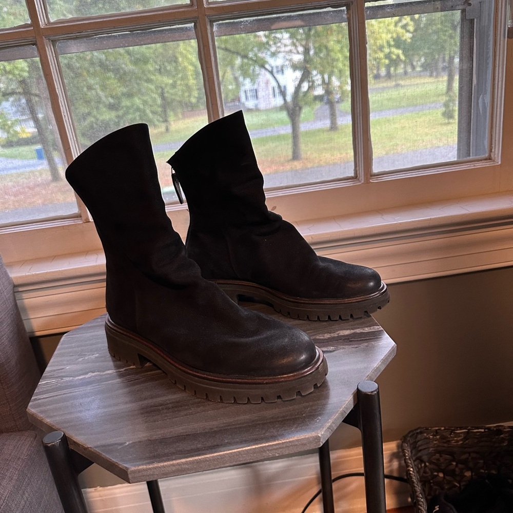 Paul Green boots- like new. Leather UK size 5